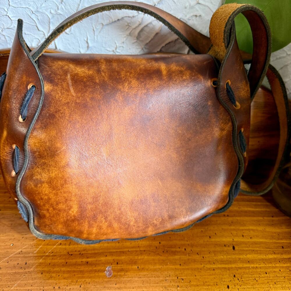 Hand Tooled Leather Crossbody Bag Boho Western Purse | Vintage Style Brown - Picture 7 of 9